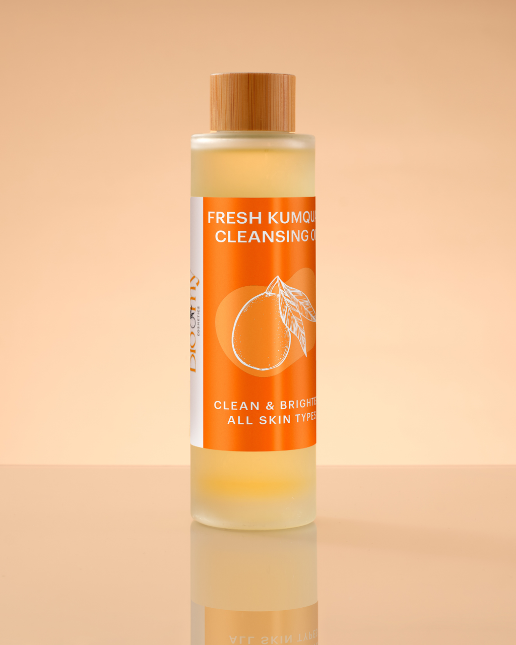 Huile nettoyante kumquat Bloomy Cosmetics en geste beauté – routine clean visage