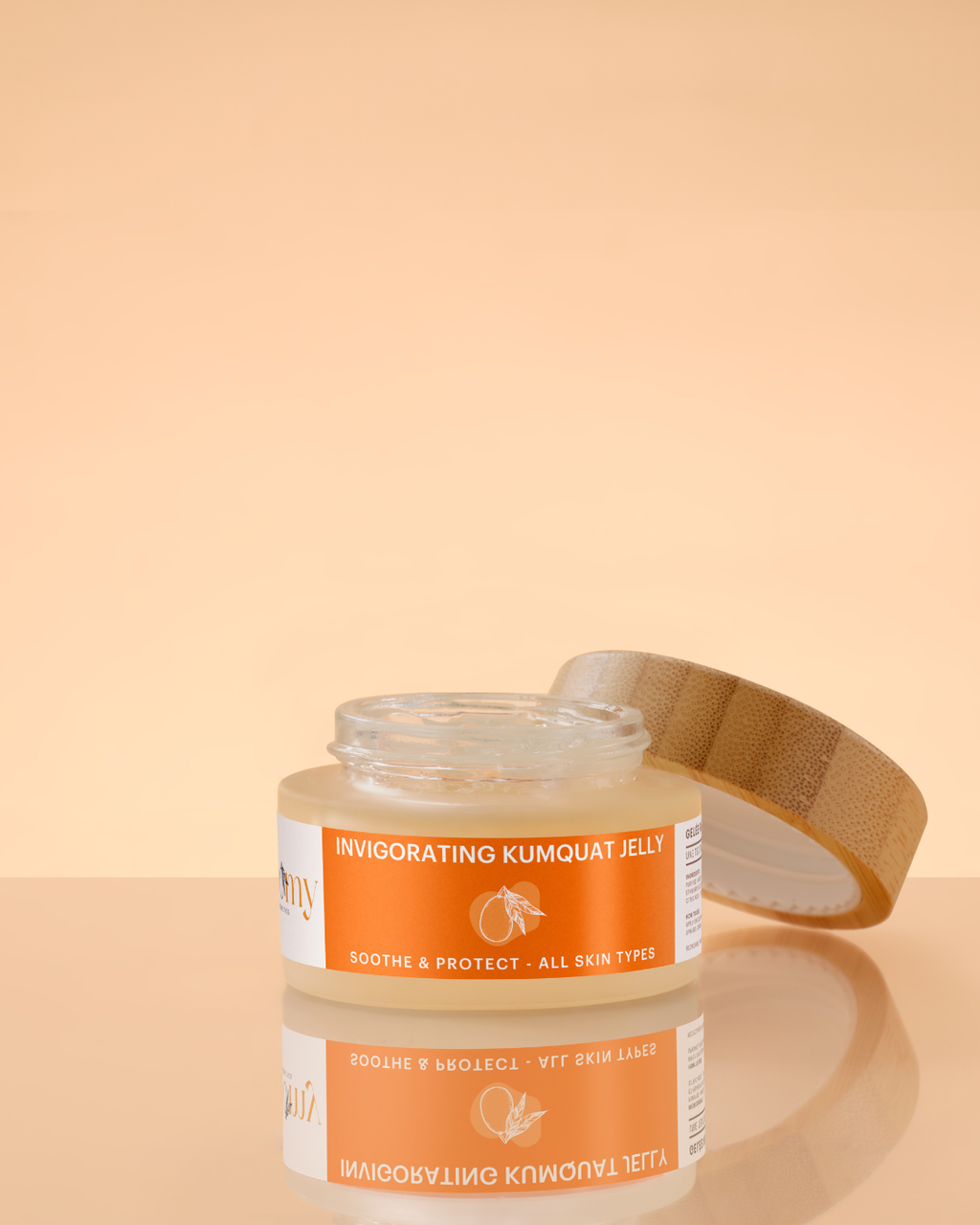 Application gelée kumquat Bloomy Cosmetics sur peau réactive – hydratation et récupération